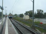 Der historische Triebwagen T5 der Trossinger Eisenbahn verlsst Trossingen DB in Richtung Trossingen Stadt.